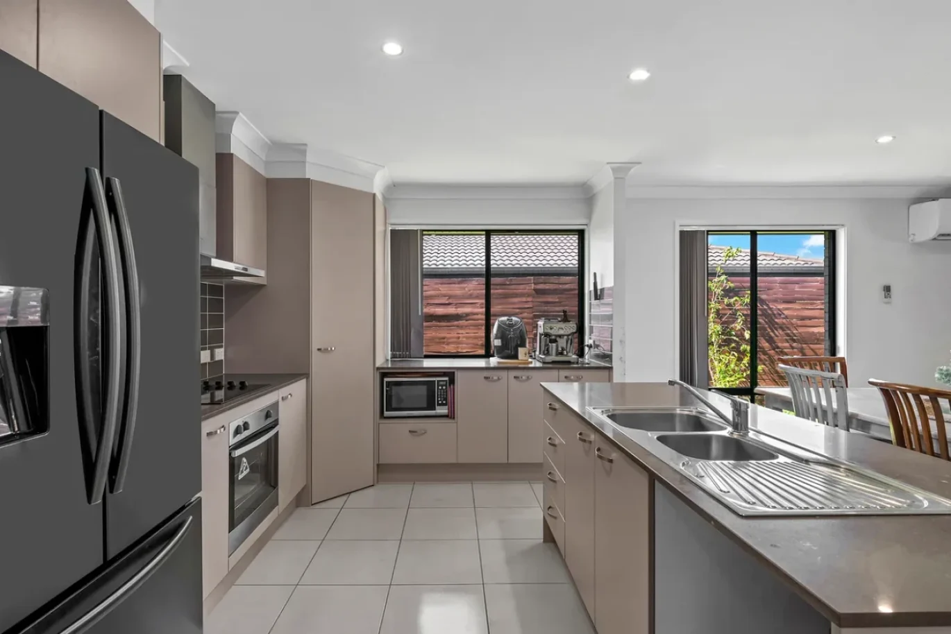 11 Grainger Circuit, Burpengary 4