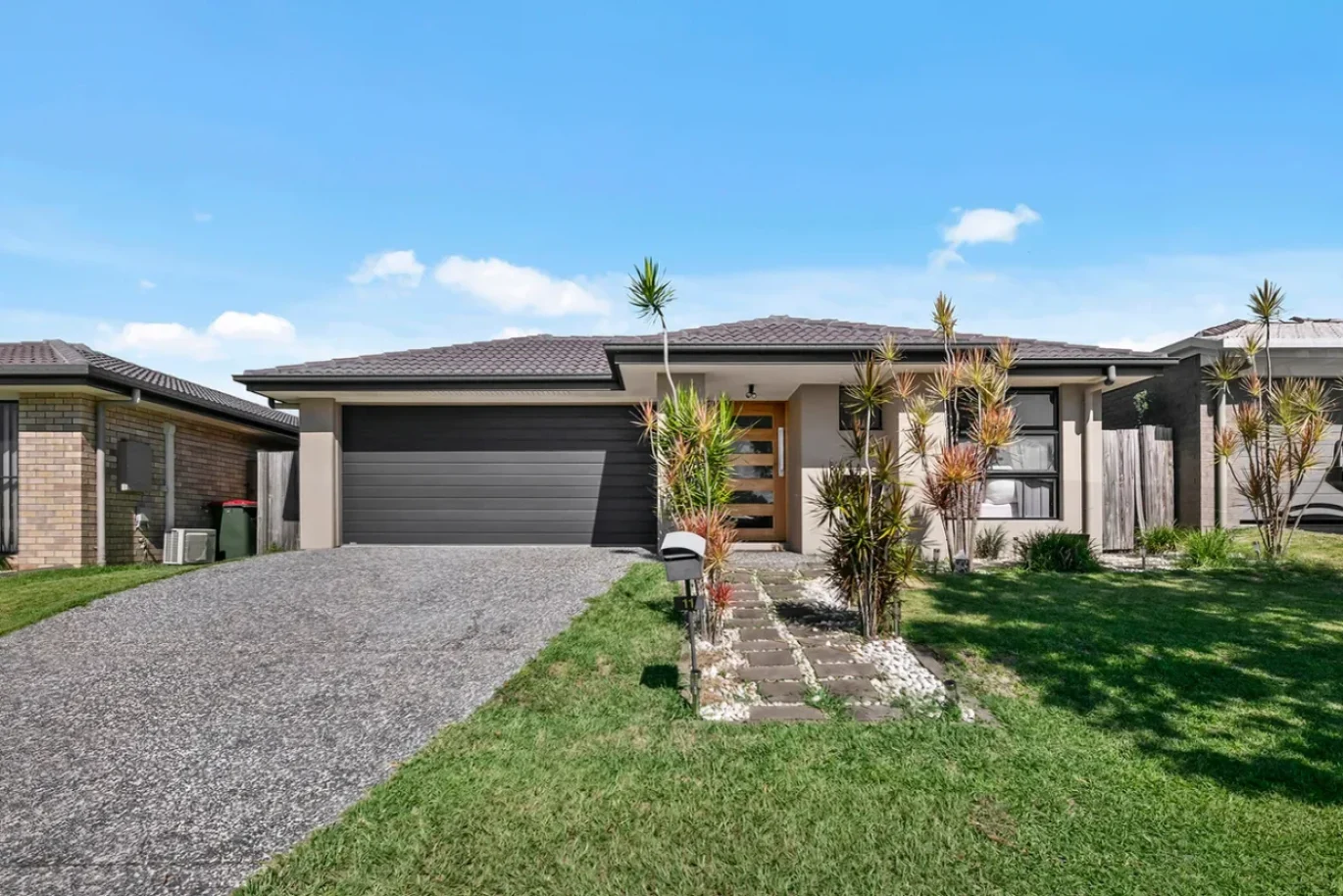 11 Grainger Circuit, Burpengary