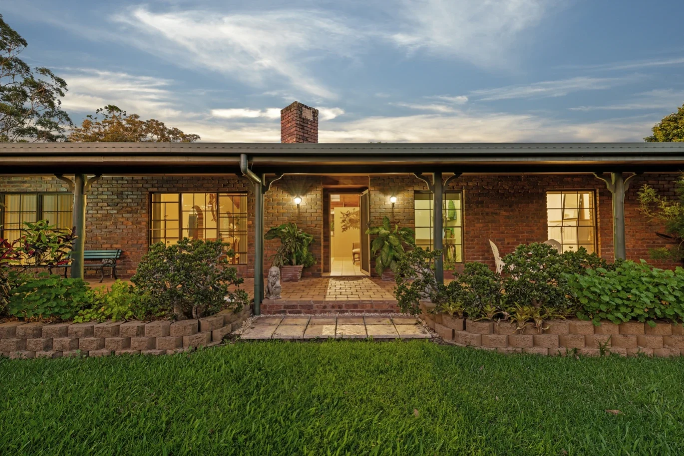 54 Carol Anne Crescent, Narangba